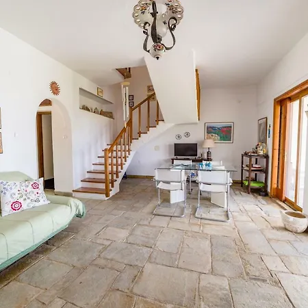 Exceptional Beach House Polychrono